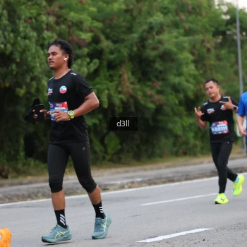Runner Photo 4016116