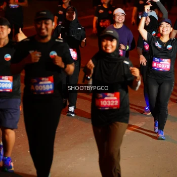 Runner Photo 4016255