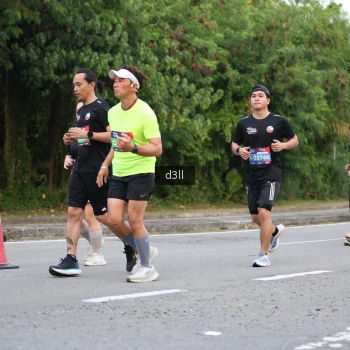Runner Photo 4016311