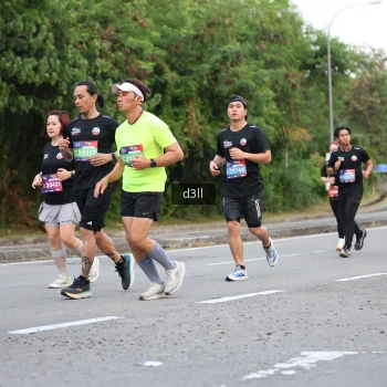 Runner Photo 4016319