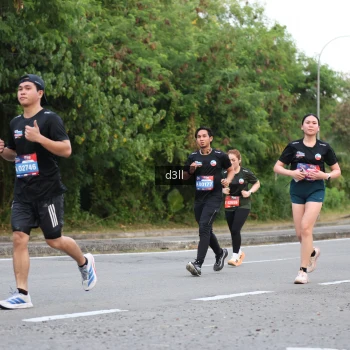 Runner Photo 4016364