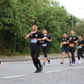 Runner Photo 4016367