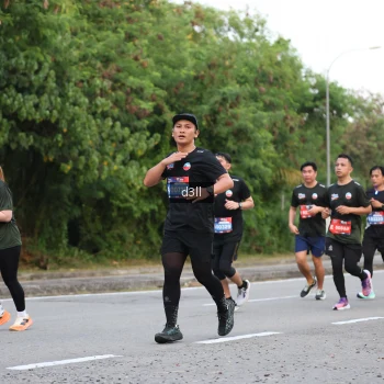 Runner Photo 4016373