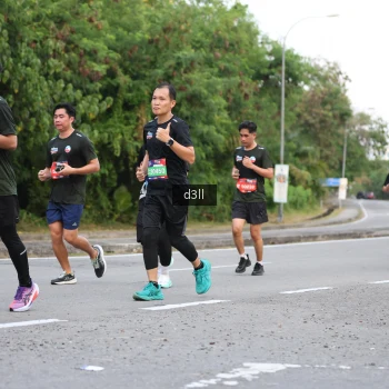 Runner Photo 4016392