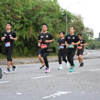 Runner Photo 4016405