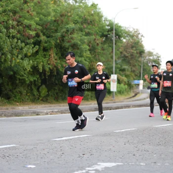 Runner Photo 4016406