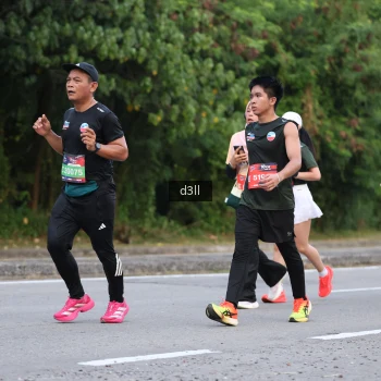Runner Photo 4016425