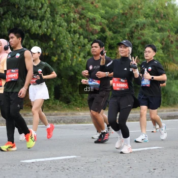 Runner Photo 4016430