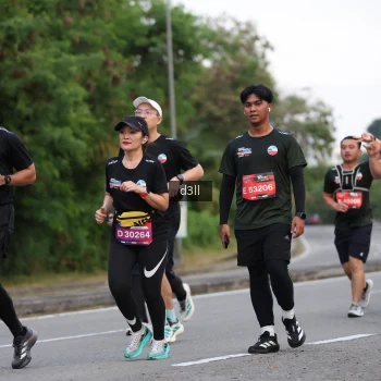 Runner Photo 4016515