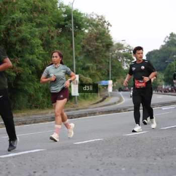 Runner Photo 4016602