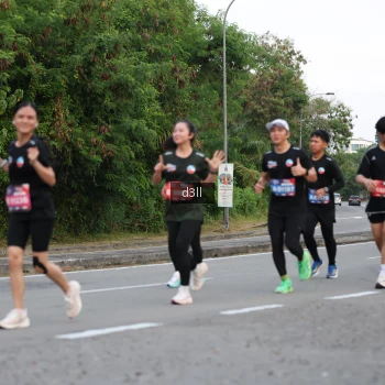 Runner Photo 4016630