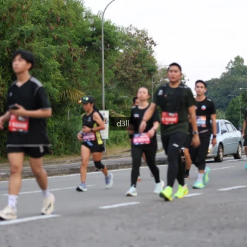 Runner Photo 4016654
