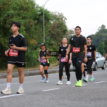 Runner Photo 4016658