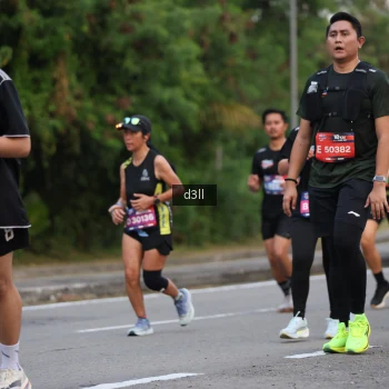 Runner Photo 4016663