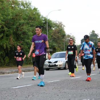 Runner Photo 4016702
