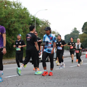 Runner Photo 4016712