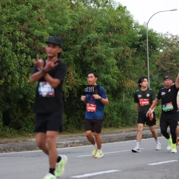 Runner Photo 4016745