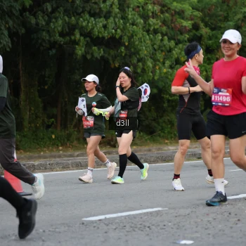 Runner Photo 4016841