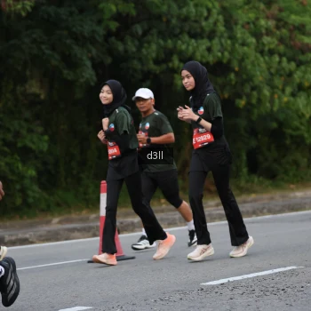 Runner Photo 4016916