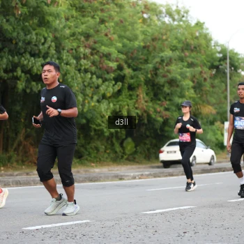 Runner Photo 4016972