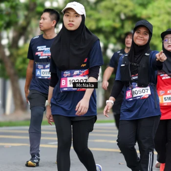 Runner Photo 40170