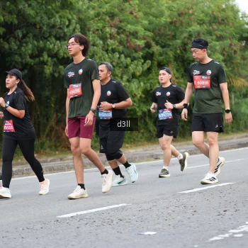 Runner Photo 4017002