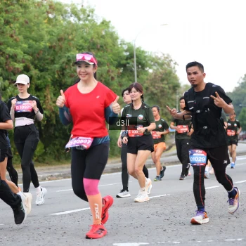 Runner Photo 4017175