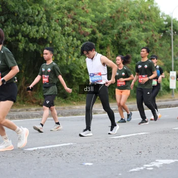 Runner Photo 4017201