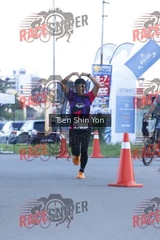 Runner Photo 401740