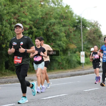 Runner Photo 4019118