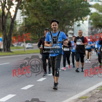 Runner Photo 401945