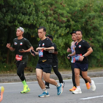 Runner Photo 4019485