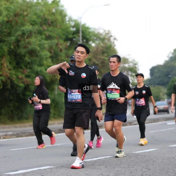 Runner Photo 4019593