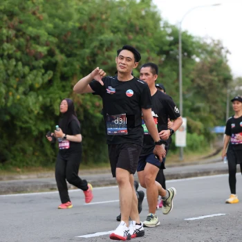 Runner Photo 4019611