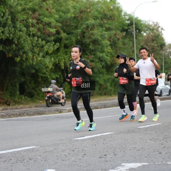 Runner Photo 4019715