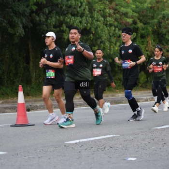 Runner Photo 4019760