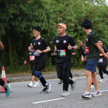 Runner Photo 4019768