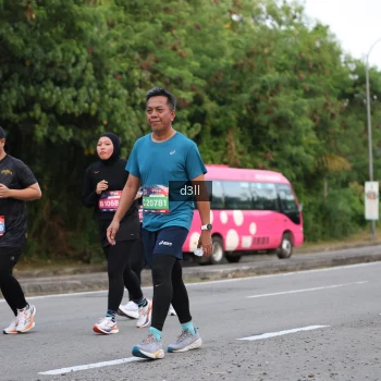 Runner Photo 4019779