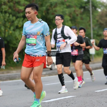 Runner Photo 4019842