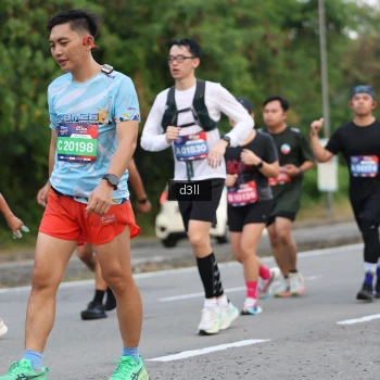 Runner Photo 4019846