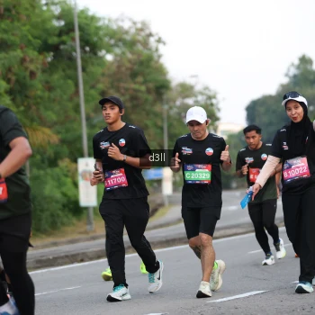 Runner Photo 4020122