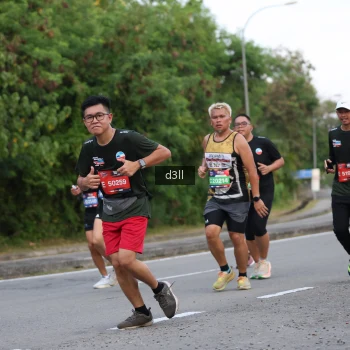 Runner Photo 4020199
