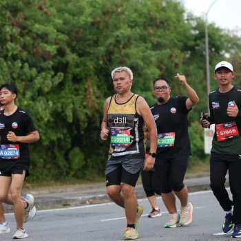 Runner Photo 4020210