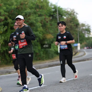Runner Photo 4020216