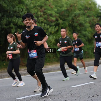 Runner Photo 4020420