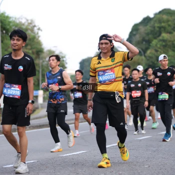 Runner Photo 4020595