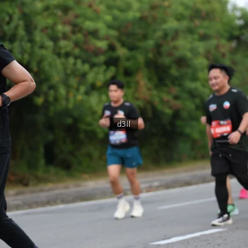 Runner Photo 4020654