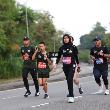 Runner Photo 4020750