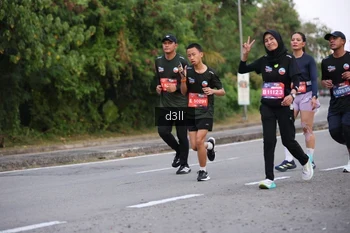 Runner Photo 4020758