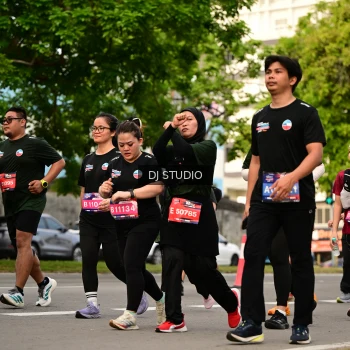 Runner Photo 4023542